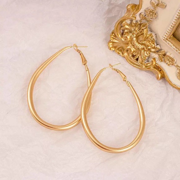 TEARDROP HOOP Earrings Plated 18k Gold - Picture 9 of 9